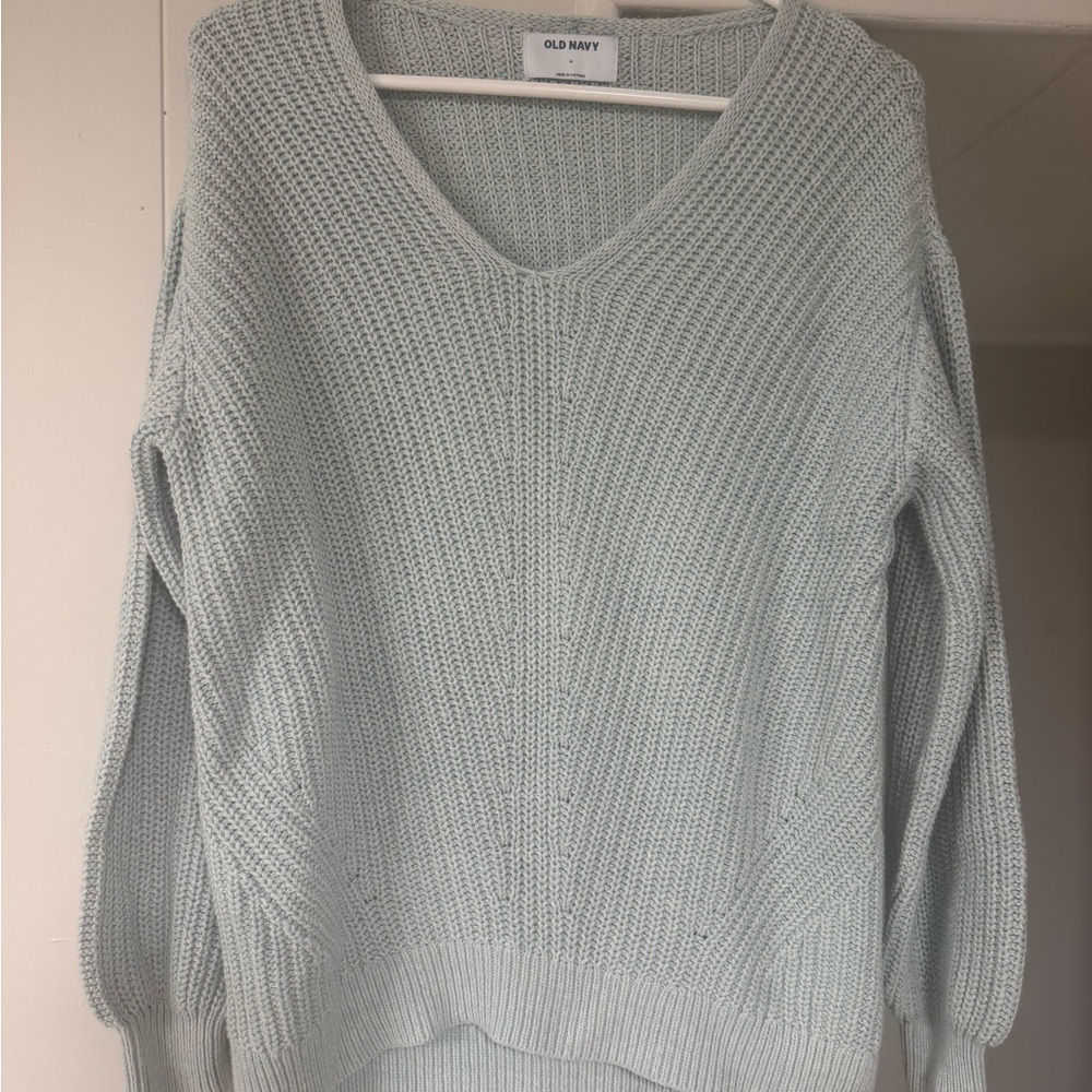 Old Navy Women's Light Blue V-Neck Sweater